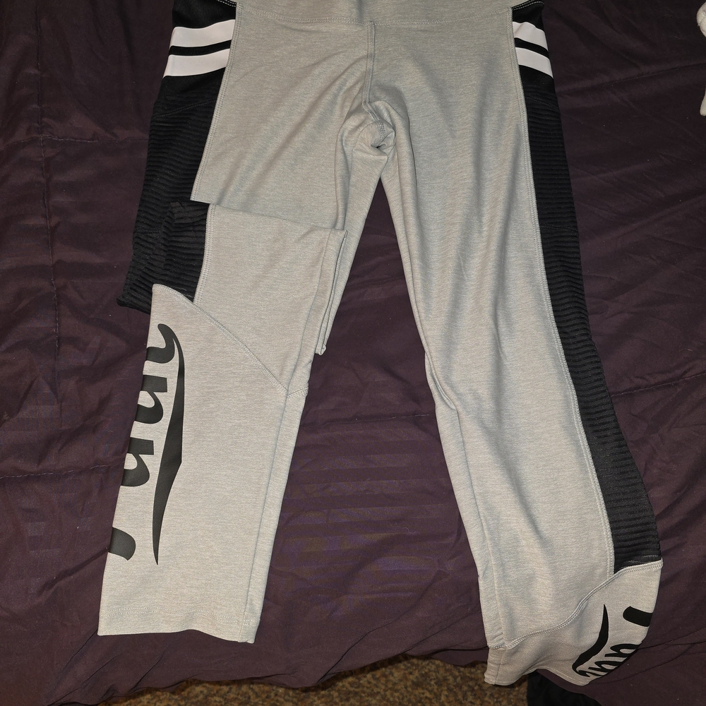 PINK Victoria's Secret Light Gray and Black Leggings